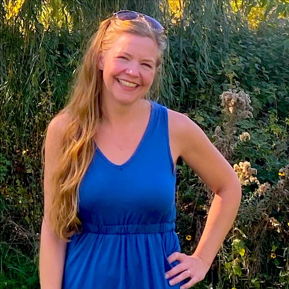 Meet your Posher, Rennea - Picture 1 of 1